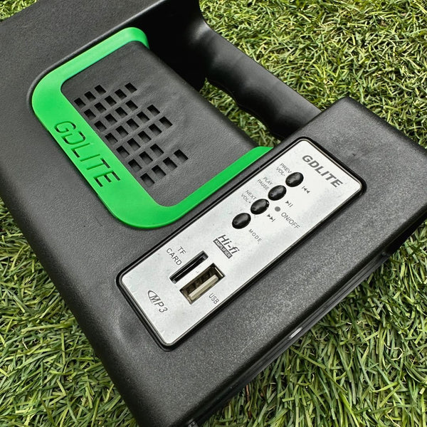 📻SOLAR TECHBOX™: Solución portátil y autónoma para luz y entretenimiento