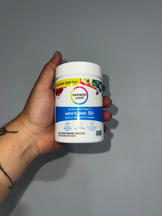 Rainbow Light Men 50+: Más energía, defensas fuertes y bienestar integral con solo 1 cápsula al día.